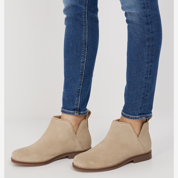 Hush Puppies Mazin Cayto Ankle Bootie, Size 11 - Picture 16 of 16